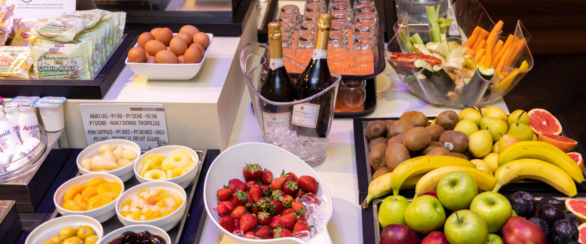 Discover the breakfast of the BW Plus City Hotel made with fresh and genuine ingredients.